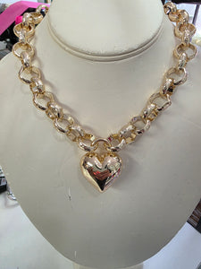 Shar heart necklace