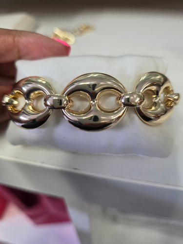 Gold link bracelet