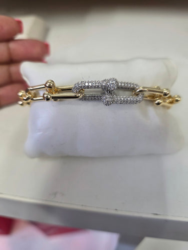 Delia link bracelet