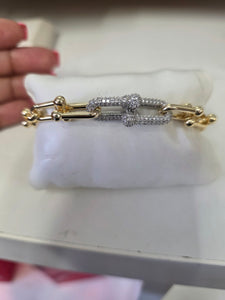 Delia link bracelet