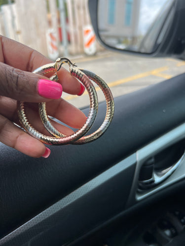 Tri color texture hoop