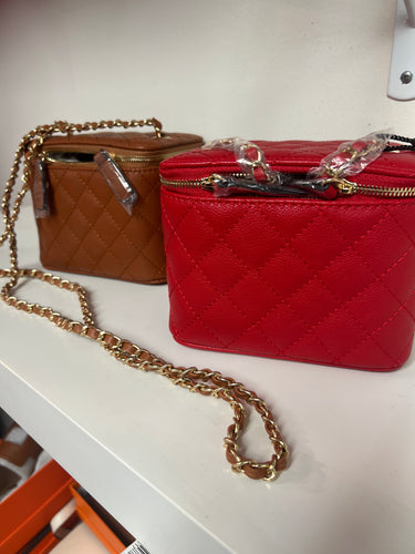 Tierra quilted crossbody